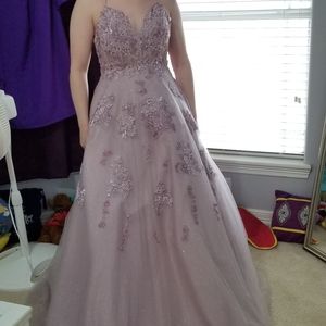 Prom dress/Evening gown